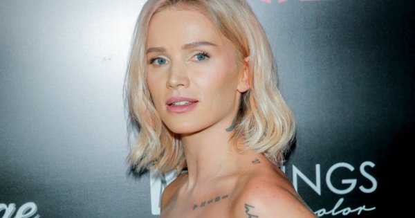 Maffashion wygląda jak syrenka! Pasuje jej taki uroczy kolor włosów?