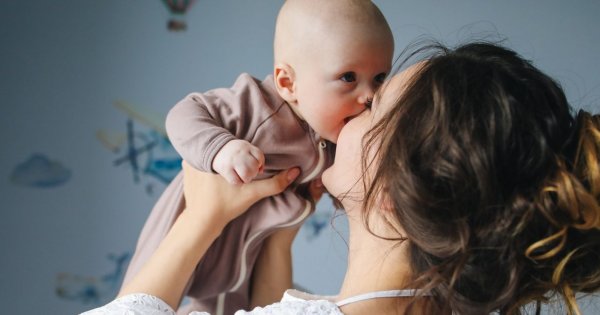 "Matka uważa, że powinnam być jej wdzięczna za to, że mnie urodziła... Ciągle mi wypomina, co dla mnie zrobiła"
