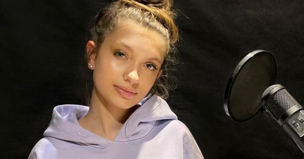 Viki Gabor wygląda coraz poważniej? Czy taki look przystoi 15-latce? Fani są podzieleni!