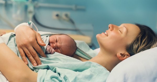 "Wszyscy się mnie pytają, kiedy zaczynam treningi i dietę po porodzie. A od rozwiązania minęły dopiero trzy tygodnie!"