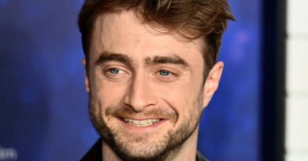 Daniel Radcliffe zagrał znanego komika. Do roli musiał się bardzo zmienić. Na tym filmie popłaczemy się ze śmiechu!