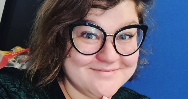 Odstawiona Dominika Gwit w czerwonej sukience. Fani: "Ciąża Ci służy. Nigdy nie byłaś piękniejsza!"