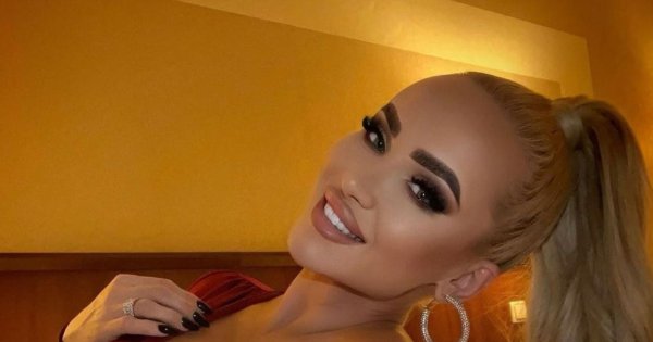 Izabela Macudzińska w odważnej stylówce na czerwonym dywanie. Śmiałością przebija nawet Dodę!