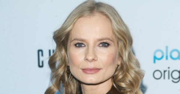 Magdalena Cielecka olśniewa w czarnym kombinezonie bez rękawa. W takiej kreacji jeszcze jej nie widzieliśmy! WOW!