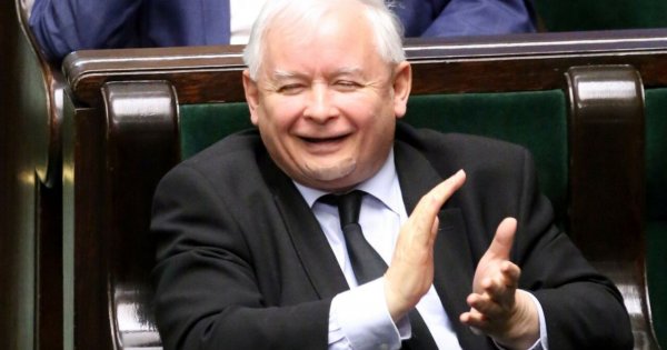 Palił w piecu, czym popadnie, bo "prezes pozwolił". Grozi mu olbrzymia grzywna