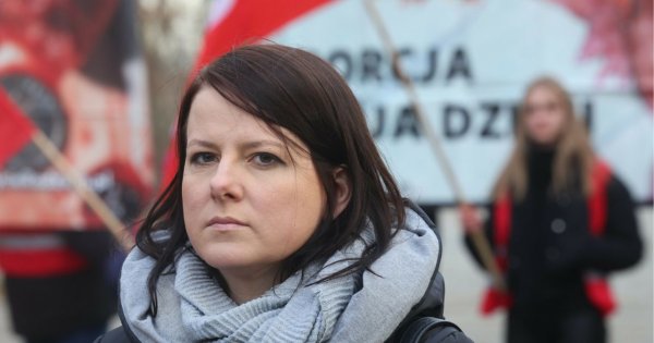 2 lata więzienia za poinformowanie o możliwości aborcji, 8 lat za nakłonienie. Tego chce Kaja Godek. A Polki?