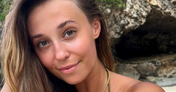 Izabella Krzan pokazała archiwalne zdjęcie z mamą. To po niej odziedziczyła urodę?