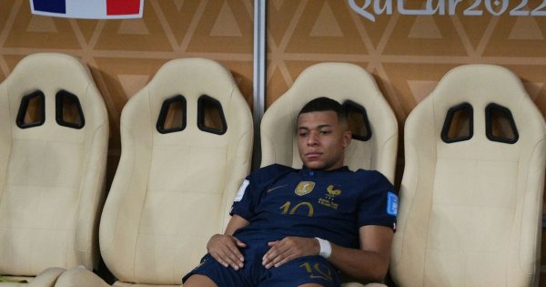 Kylian Mbappe ma dziś urodziny! Wielki przegrany mundialu kończy 24 lata. Rozchmurzy się wreszcie?