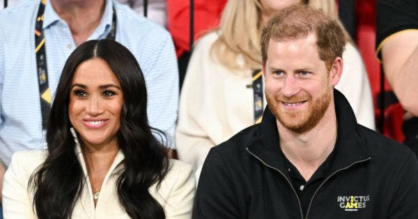 Książę Harry i księżna Meghan grają (twarzą) w ping-ponga. Cel szczytny, ale wyszło dość kontrowersyjnie