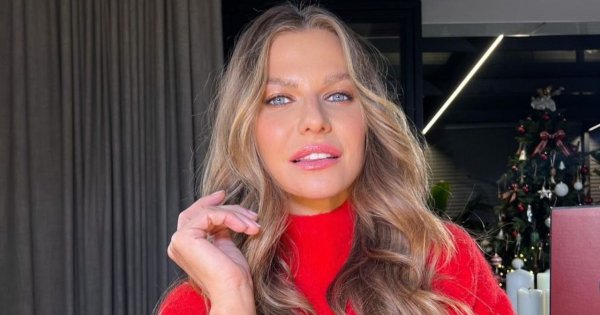 Anna Lewandowska pokazała stroje karnawałowe córek. Wszyscy patrzą na plecy Laury...