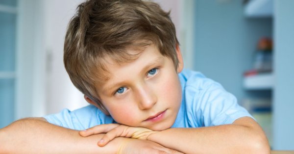 "Dzieci z klasy syna dokuczają mu z powodu naszej biedy. Jestem samotną mamą i naprawdę robię co mogę"