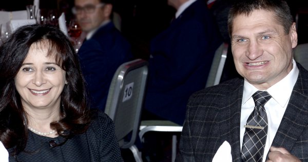 Córka Andrzeja Gołoty to kopia jego żony. Naprawdę można się pomylić, która to mama, a która córka!