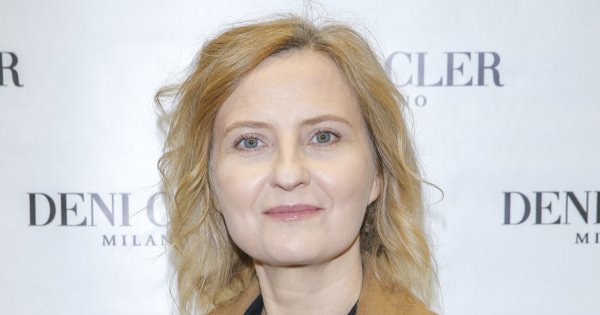 52-letnia Izabela Kuna pręży się w bikini w Andaluzji! Fani mają gęsią skórkę