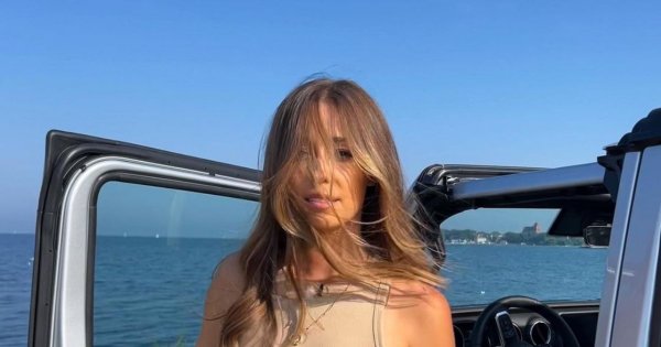 Izabella Krzan w gorącej sesji zdjęciowej. Fani: "Jak ratowniczka ze Słonecznego patrolu". Widać podobieństwo?