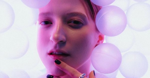 Lara Gessler porównała foto Neny i Bernarda z tego samego czasu. Nie do odróżnienia? OMG!