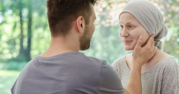 "Czy po mastektomii mam jeszcze szansę na miłość? Kto zechce oszpeconą kobietę..."