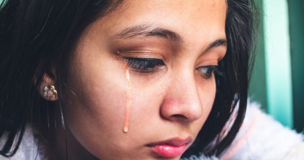 "Mój ojczym znowu mnie zwyzywał. Nawet 1 stycznia nie potrafił się powstrzymać. Wpadłam w histerię i mam już tego dość"