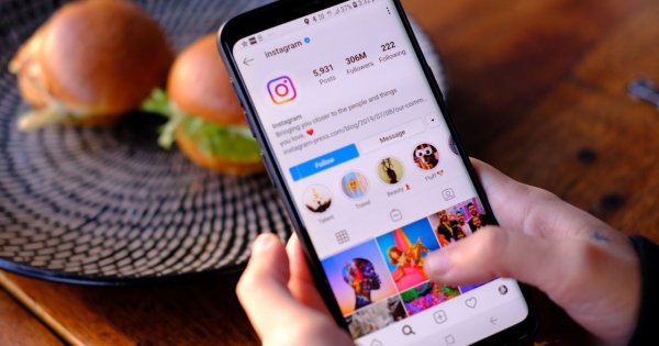 "12-letnia córka chce założyć Instagram. Czy to nie za wcześnie? Ale mąż ma inne zdanie"