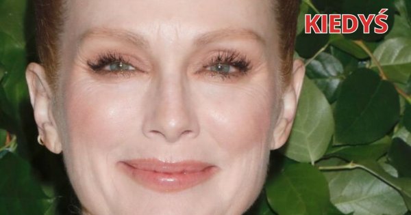 Julianne Moore wygląda teraz jak sobowtór Natalie Portman? Co się stało z jej brwiami?