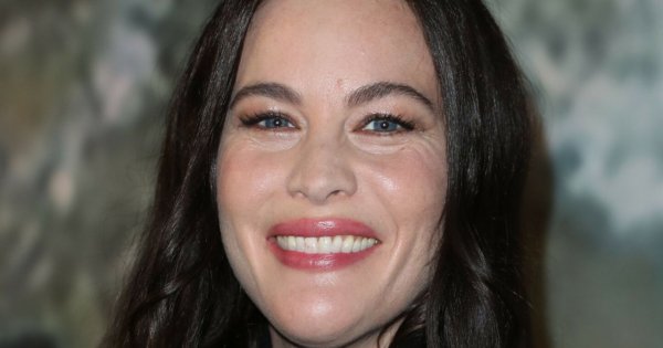 Liv Tyler jak prawdziwa tygrysica! Aktorka wystąpiła w odważnej stylizacji z motywem zwierzęcym w roli głównej