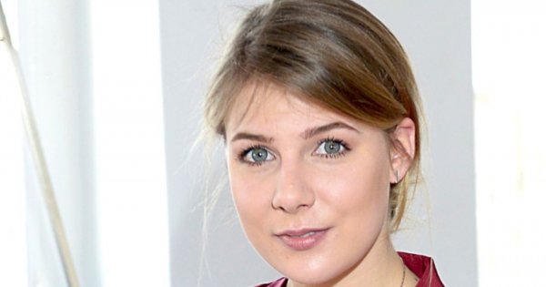 Marta Wierzbicka eksponuje swoje wdzięki w samej bieliźnie na kuchennym blacie. Tak świętuje swoje urodziny!