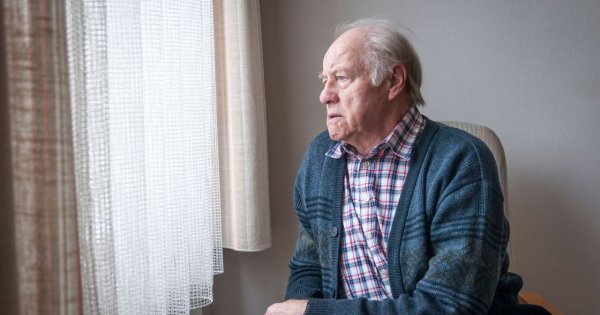 "Mój ojciec mnie porzucił, kiedy byłam dzieckiem. Dziś żąda ode mnie alimentów na starość!"