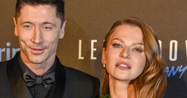 Anna Lewandowska w wyciętej zielonej sukience prezentuje seksowne wcięcie! Najlepsza stylizacja?