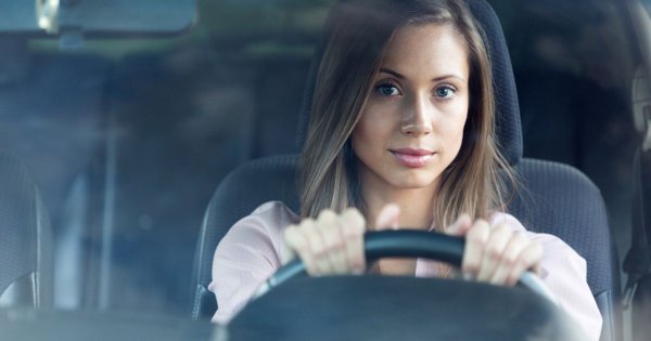"Mąż nie ma prawa jazdy i chce, żebym go wszędzie woziła, ale nie dokłada się do paliwa"