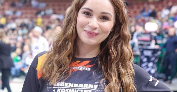 Ewelina Lisowska z siniakami i ranami! Miała wypadek: "Zbyt gwałtownie ruszyłam i koła mi wpadły między nogi"