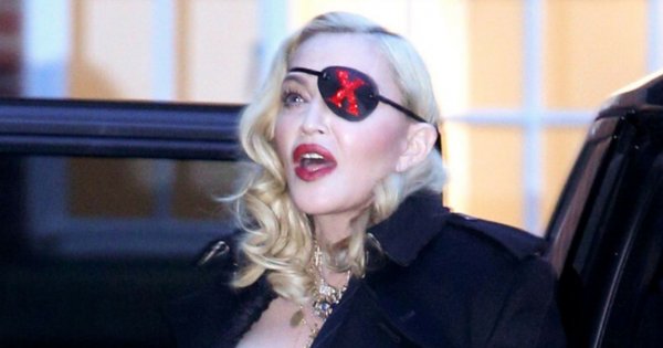 Madonna rozstała się z 23-letnim modelem i spotyka się z 29-letnim bokserem. Ma kobieta zdrowie!