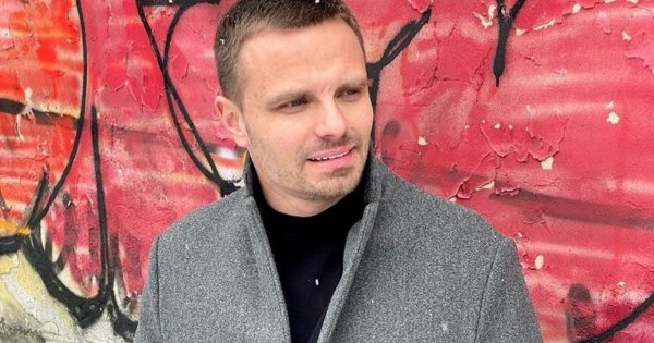 Marcin Hakiel na zmysłowym zdjęciu z ukochaną: "Widać wszystko, co trzeba" - ktoś pisze