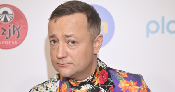 Czesław Mozil z żoną. Wiedzieliście, że jego ukochana jest tak piękna? Są po ślubie kilka lat!