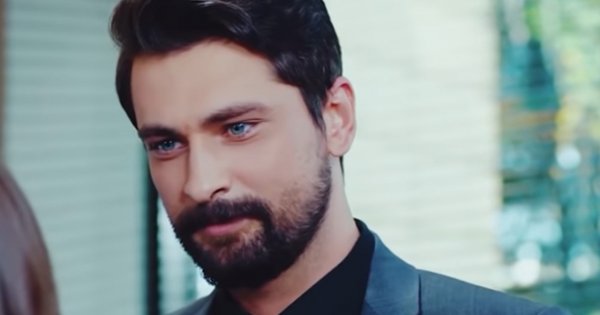 Onur Tuna, czyli aktor z serialu "Zakazany owoc" prywatnie. Wiecie, że ma kolczyk w uchu i brodę?!