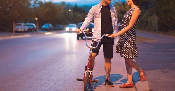 "Mąż ogląda się za KAŻDĄ kobietą, którą mijamy. Teściowa tłumaczy, że to taka męska natura. Taaa, jasne!"