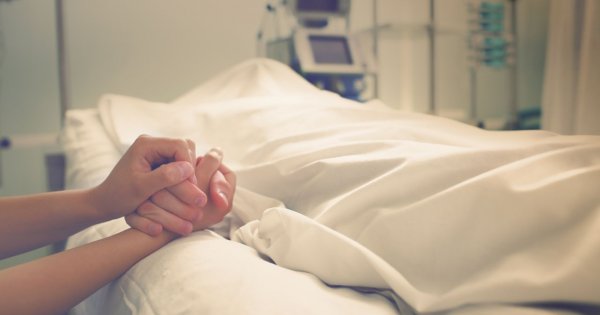 To jeden z pierwszych objawów nadchodzącej śmierci. Wiele osób go lekceważy