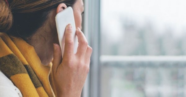 "Teściowa codziennie do mnie dzwoni. Chce zostać moją koleżanką, a ja mam jej dość"