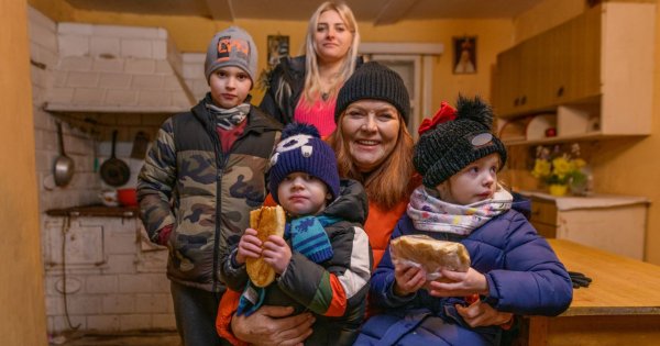 "Nasz nowy dom" - stary dom samotnej matki zyskał nowe życie. Zobacz metamorfozę!