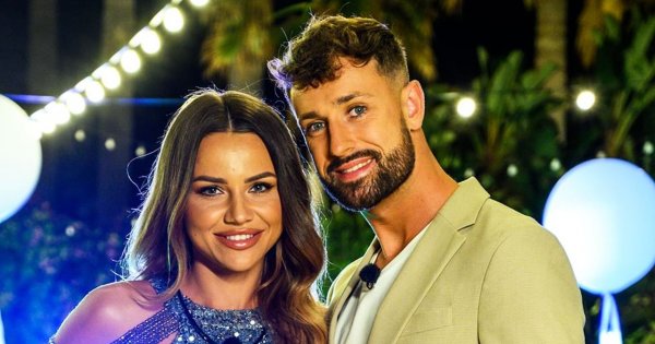 Agata Paź z "Love Island" pokazała swoją mamę! Już wiadomo, po kim odziedziczyła urodę!