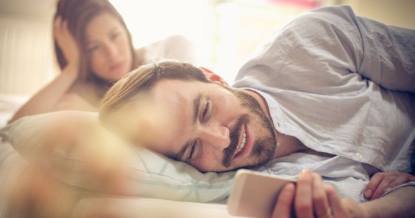 "Partner zwierza się z naszych problemów przyjaciółce. Ona wszystko o nas wie!"
