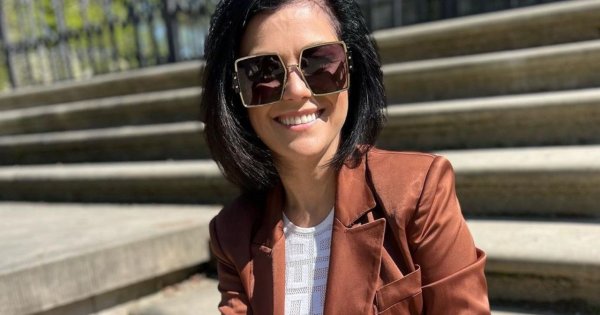 Katarzyna Cichopek w 2 stylizacjach: "Skracają optycznie nogi. Żadna nie pasuje" - piszą fani