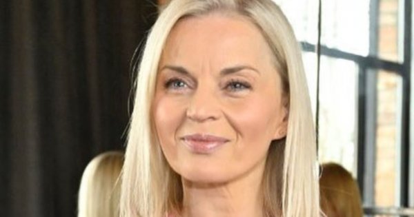 Takiej Małgorzaty Foremniak nie znacie! Bez makijażu, rozczochrana i w okularach