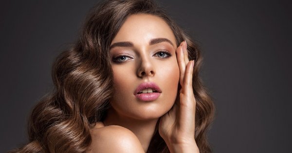 "Miałem małą katastrofę na ulicy. Pomogła 25-letnia modelka z fajką"