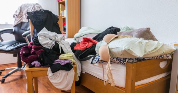 "U mojej córki w pokoju coś się zalęgło. Ona w ogóle nie sprząta"