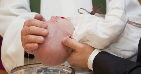 "Teściowie dali tylko 200 zł na chrzest własnej wnuczki. Przekroczyli wszelkie granice"