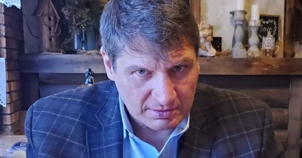 Andrzej Gołota pozuje z 25-letnim synem. Skóra zdjęta z ojca?