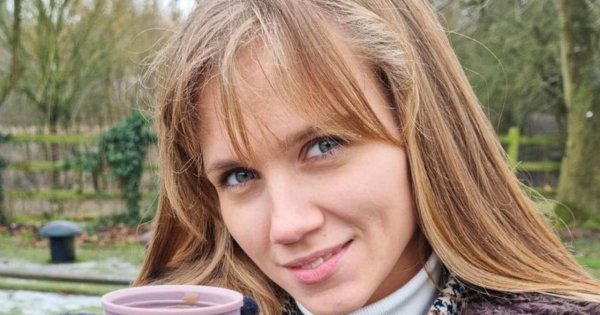 Agnieszka Kaczorowska na romantycznym zdjęciu z mężem. Fani: "To wszystko jest za bardzo przesłodzone"