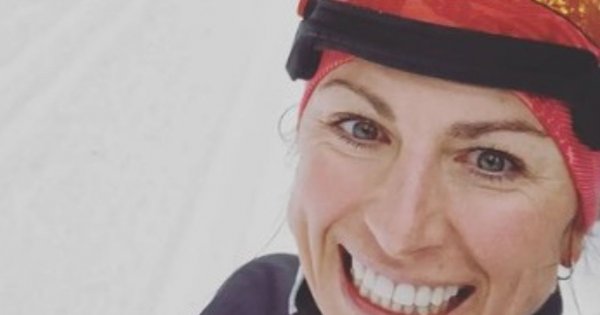 Justyna Kowalczyk z synem na plecach zdobyła kolejny szczyt. To dopiero początek?