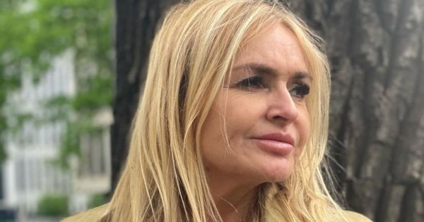 Monika Olejnik pokazała zdjęcie z młodości. Internauci: "Piękna dziewczyna"
