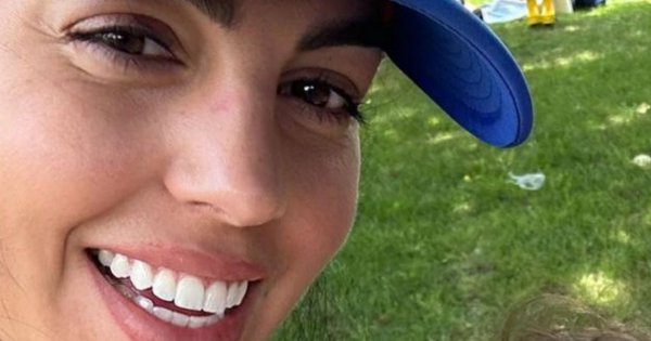 Półnadzy Cristiano Ronaldo i Georgina Rodriguez na wakacjach. W ich związku jednak nie ma kryzysu?