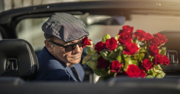 "Zakochałam się w mężczyźnie, który mógłby być moim ojcem. Wszyscy myśleli, że chodzi o kasę. Prawda jest zupełnie inna!"